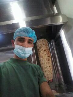 معلم شاورما دجاج غاز