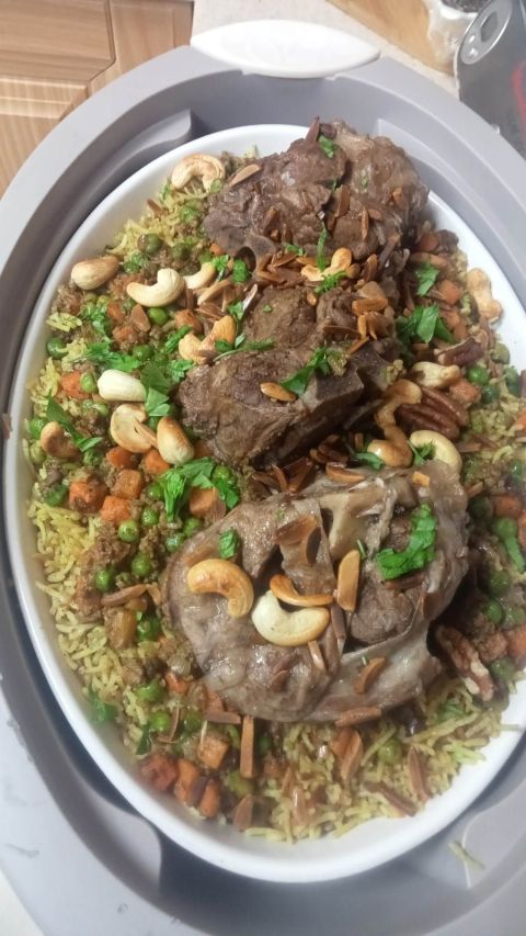 شيف وطباخ خبرة 20