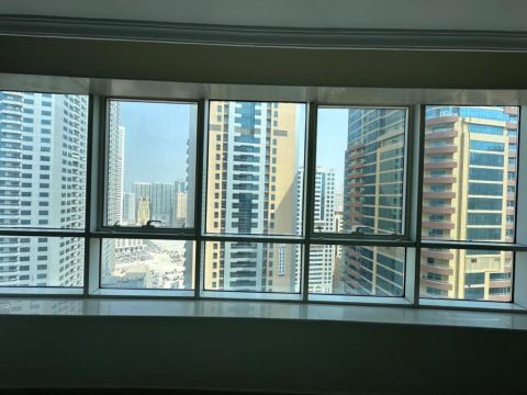 شقة 4 غرف وصالة