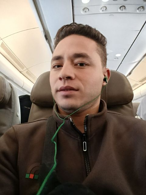 أنا اسلام عندي خبرة