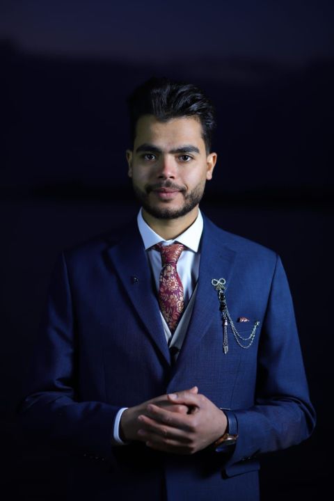 Pharmacy Assistant, Senior Customer