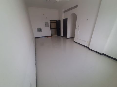 للإيجار السنوي - شقة