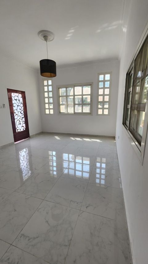 فيلا للإيجار في الشرقان