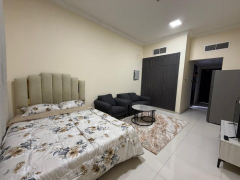 Furnished studio apartment for