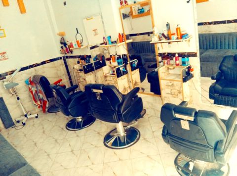 أنا ابحث على شخص