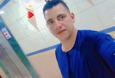 الاسم وائل محمود) الجنسية