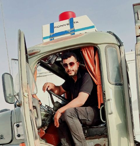 ابحث عن عمال في