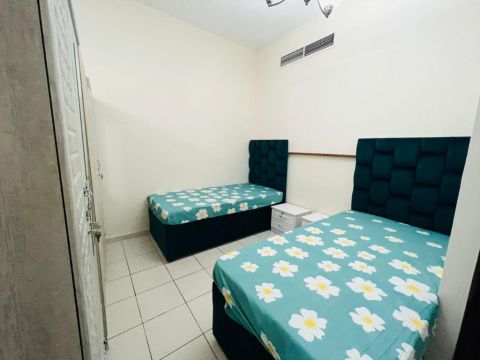 سرير بسكن راقي للشباب