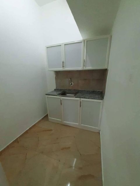 للإيجار في الصاروج شبحات