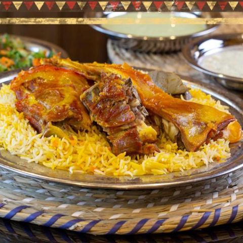 عندي طباخ رز ولحم