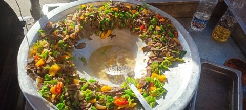 شيف كبدة وسجق بأعلى