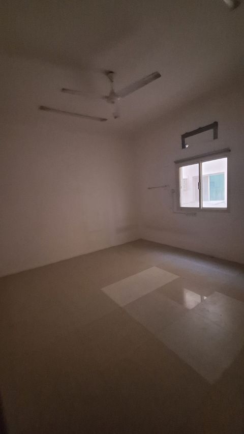 للإيجار شقة في جد