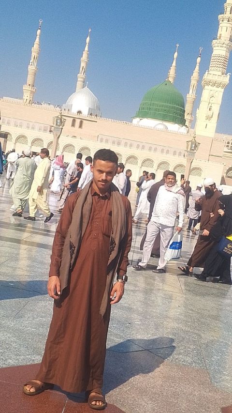 السلام ورحمة الله أنا