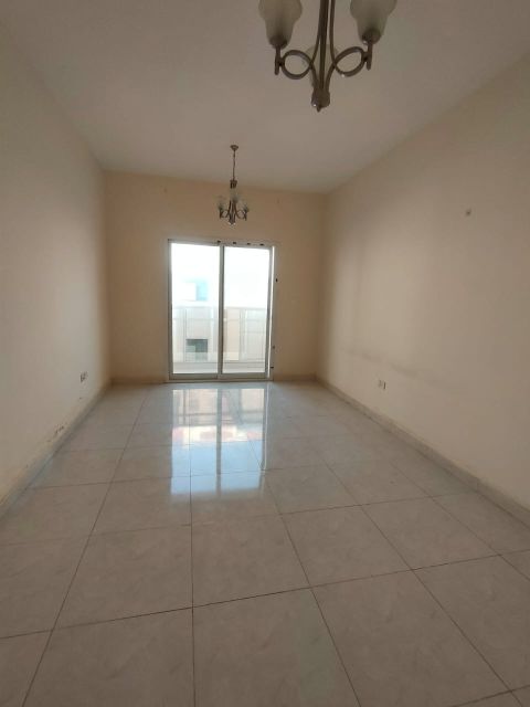 شقة غرفة وصالة للإيجار