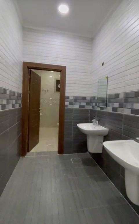 للبيع فيلا في الوفرة