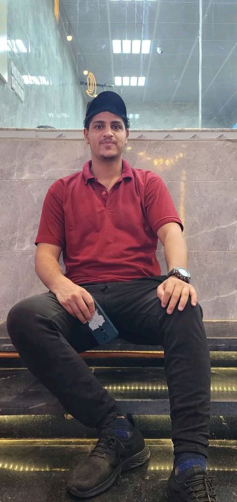 أنا جبران رشيد مقيم