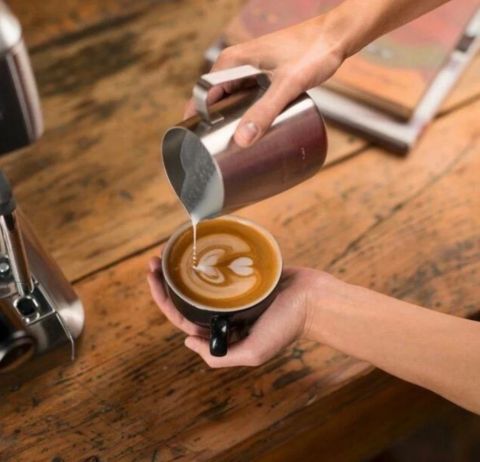 مطلوب باريستا للعمل في