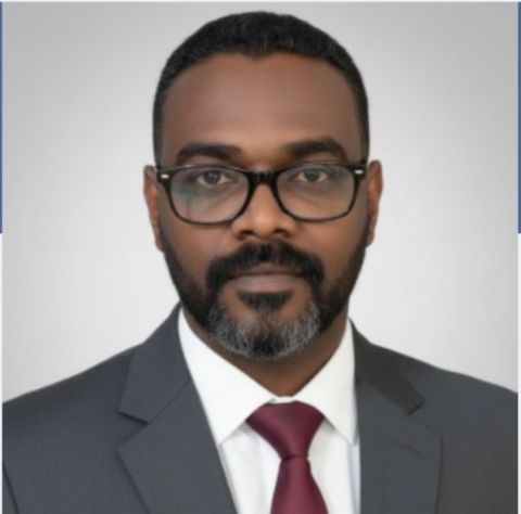 محاسب مالي واداري أتمتع