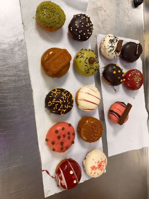 جميع أنواع المعجنات والمخبوزات