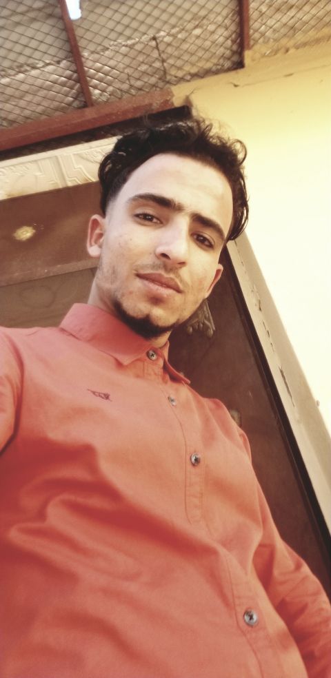 ابحث عن أي عمل