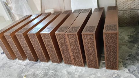 موجود معلم استورجي أخشاب