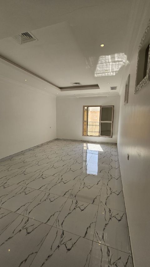 للإيجار: شقة ديلوكس مع