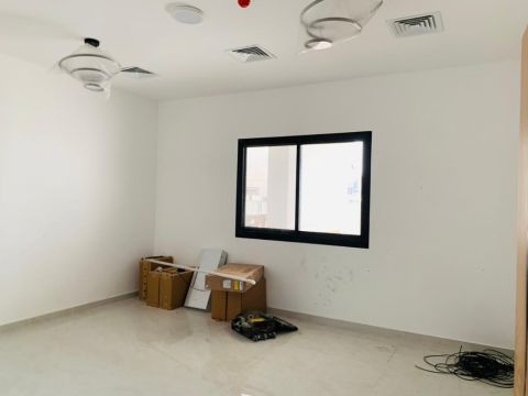 للإيجار السنوي - استوديو