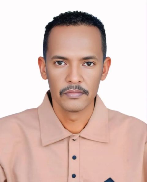 سوداني دارس إدارة أعمال