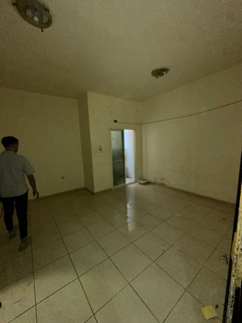 استوديو للإيجار السنوي في